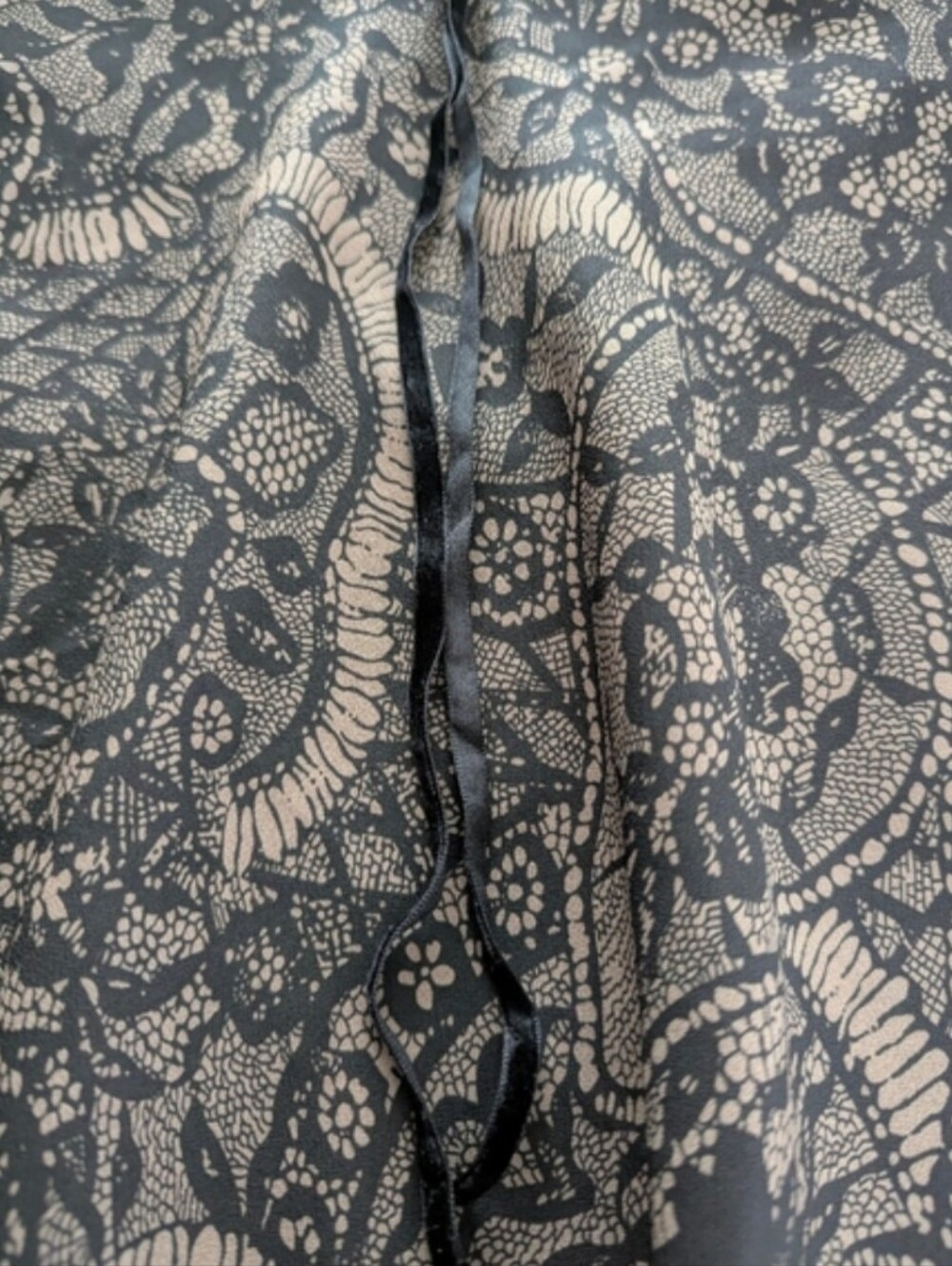 Violet + Claire & Jaclyn Smith Blouse - Picture 9 of 12